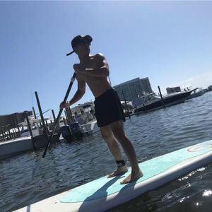 Meet your Posher, Harri